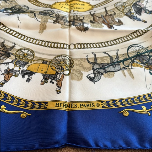 Hermes Vintage Rare Authentic La Promenade De Longchamps 100% Silk Scarf - Picture 5 of 9